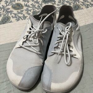 Vivobarefoot Primus Lite 3.5 size 39